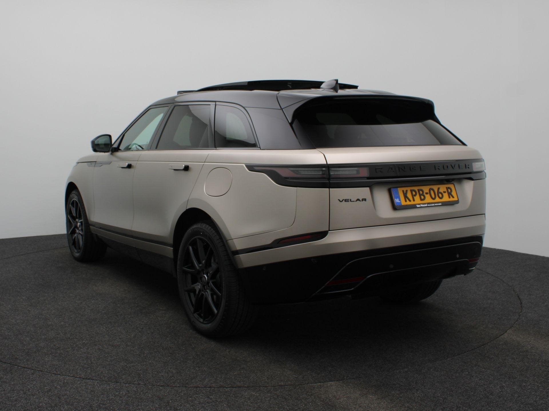 Land Rover Range Rover Velar 2.0 P400e AWD Belgravia Edition, Auto's, Land Rover, Automaat, 12 maanden, 404 pk, Euro 6