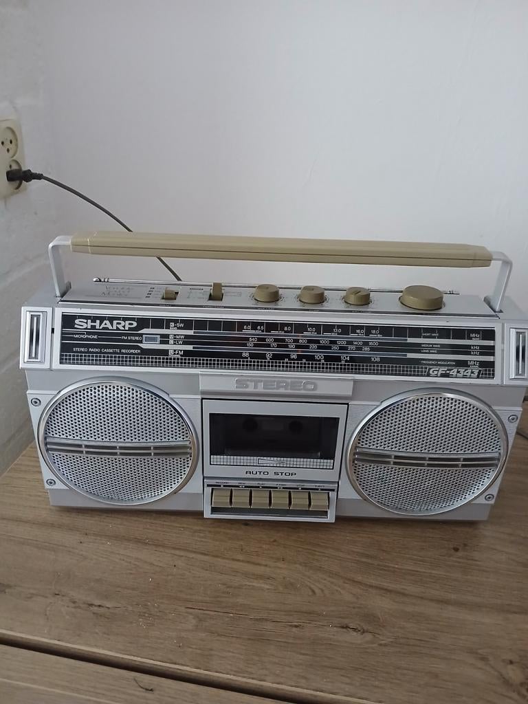 Sharp GF-4343 Stereo Radio Cassette Recorder, Ophalen of Verzenden, Gebruikt, Radio, Met cd-speler