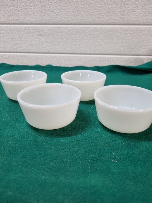 -	Oven magnetron schaaltjes melkglas, Ophalen of Verzenden, 'T Olde Gre-j, Info@toldegrej.nl, Endepoelstraat 20f Didam
