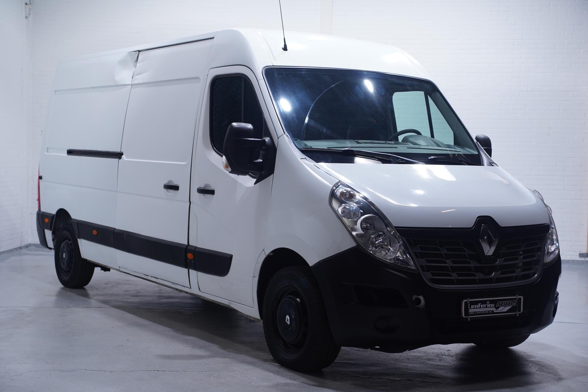 Renault Master 2.3 dCi 125 pk L3H2 Airco, Camera Cruise Cont, Auto's, Euro 5, Gebruikt, Zwart, 4 cilinders