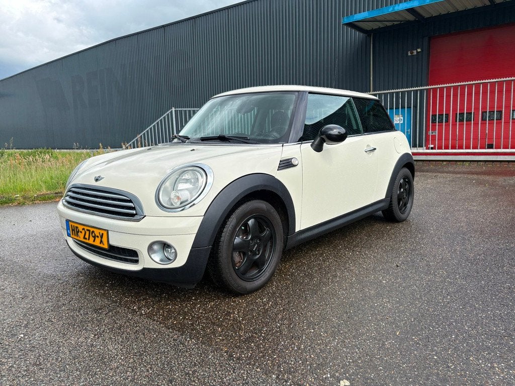 Mini 1.4 One AIRCO NWE. APK 11-07-2027, Auto's, Voorwielaandrijving, Gebruikt, 4 stoelen, 1397 cc