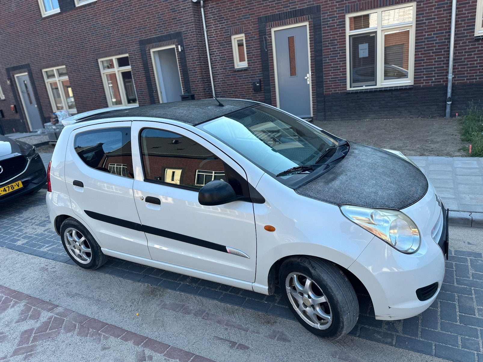 Suzuki Alto 1.0 airco met nieuwe koppeling en schijven, Voorwielaandrijving, 200 kg, 4 stoelen, Origineel Nederlands