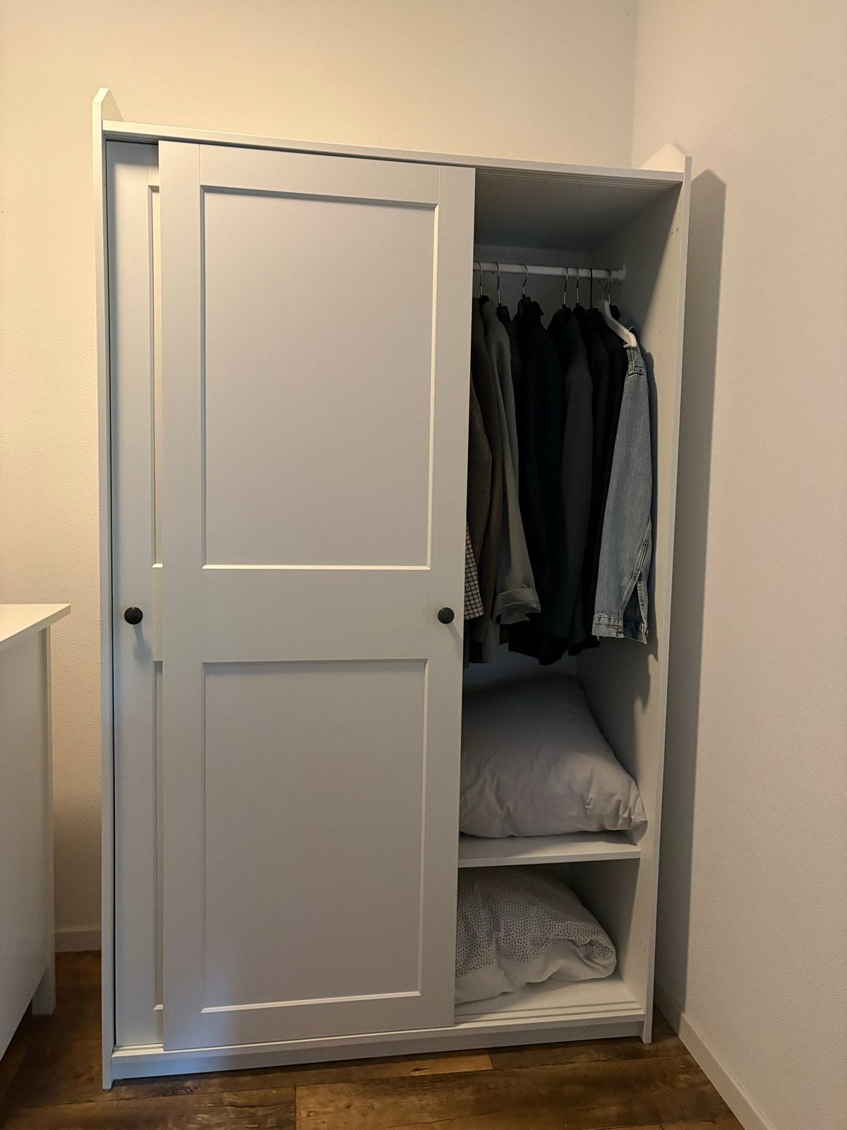 IKEA Hauga schuifkastdeur, Ophalen, 100 tot 150 cm, Zo goed als nieuw, 150 tot 200 cm