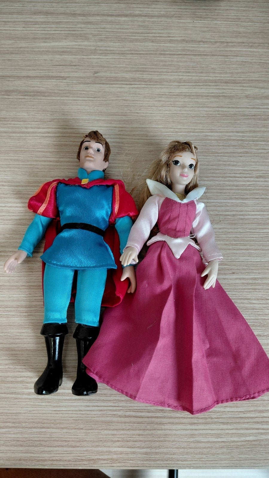 Disney poppen Doornroosje en prins, Verzamelen, Disney, Ophalen of Verzenden, Zo goed als nieuw, Beeldje of Figuurtje