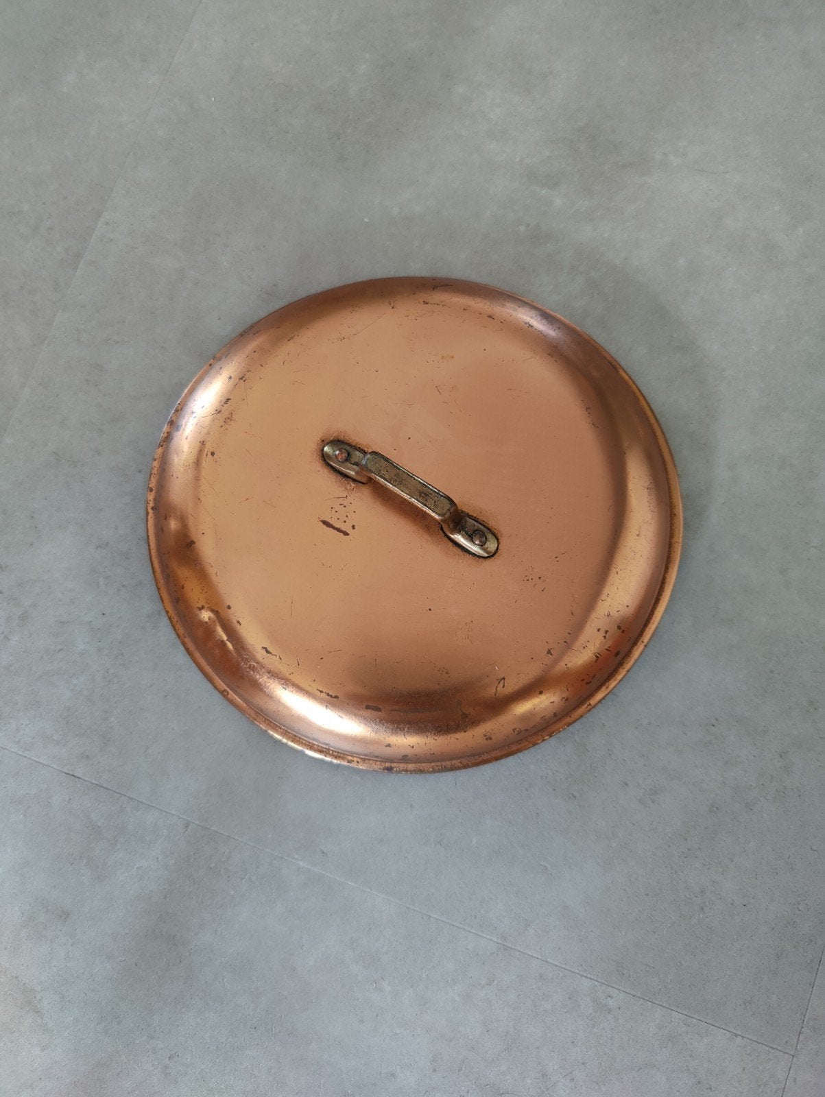 ​Vintage koperen deksel – Binnenmaat 24 cm / Buitenmaat 25,5, Ophalen of Verzenden