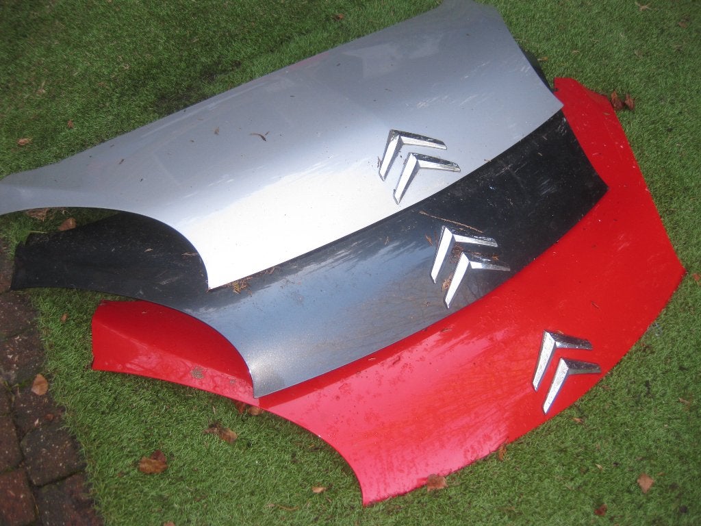 spatbord, deur , motorkap , peugeot 107, citroen c1, Auto-onderdelen, Carrosserie en Plaatwerk, Ophalen of Verzenden, Voor, Citroën