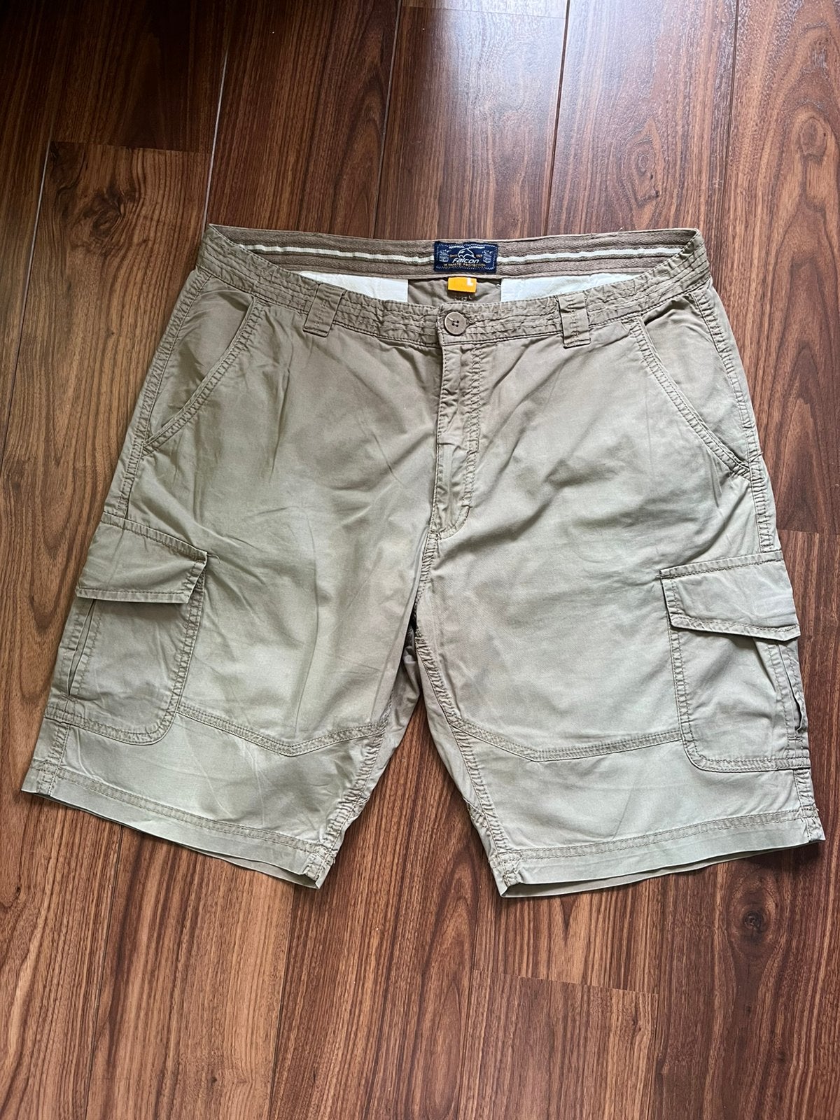 Falcon korte broek heren, Ophalen of Verzenden, Zo goed als nieuw, Beige