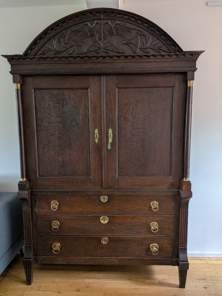 Prachtig authentiek oud kabinet met fraai houtsnijwerk., Ophalen of Verzenden