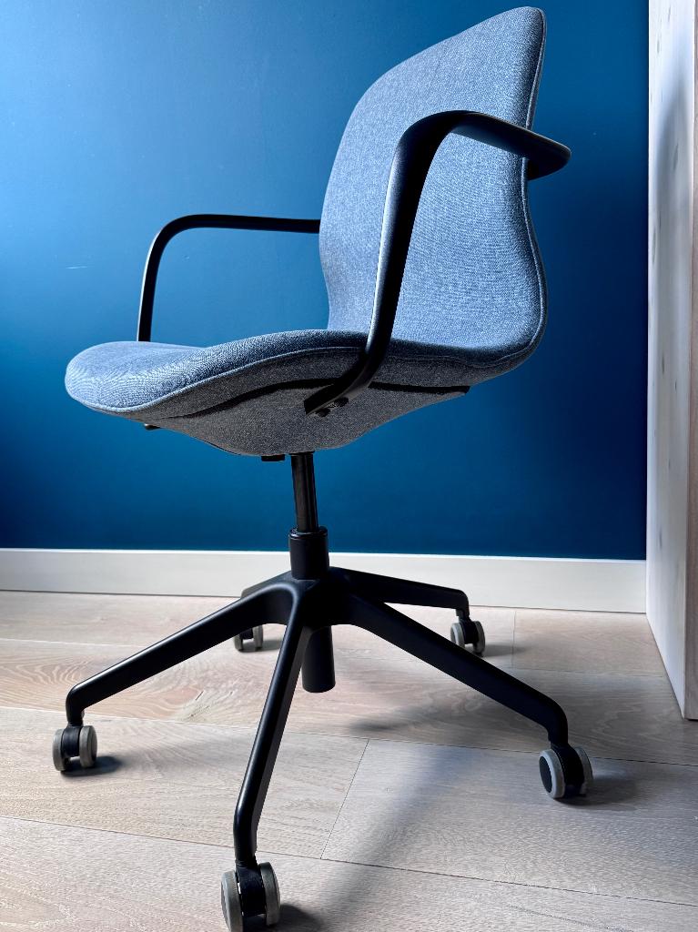 Werkstoel/kantoorstoel voor slechts 25 euro, Huis en Inrichting, Stoelen, Ophalen, Blauw, Zo goed als nieuw, Stof