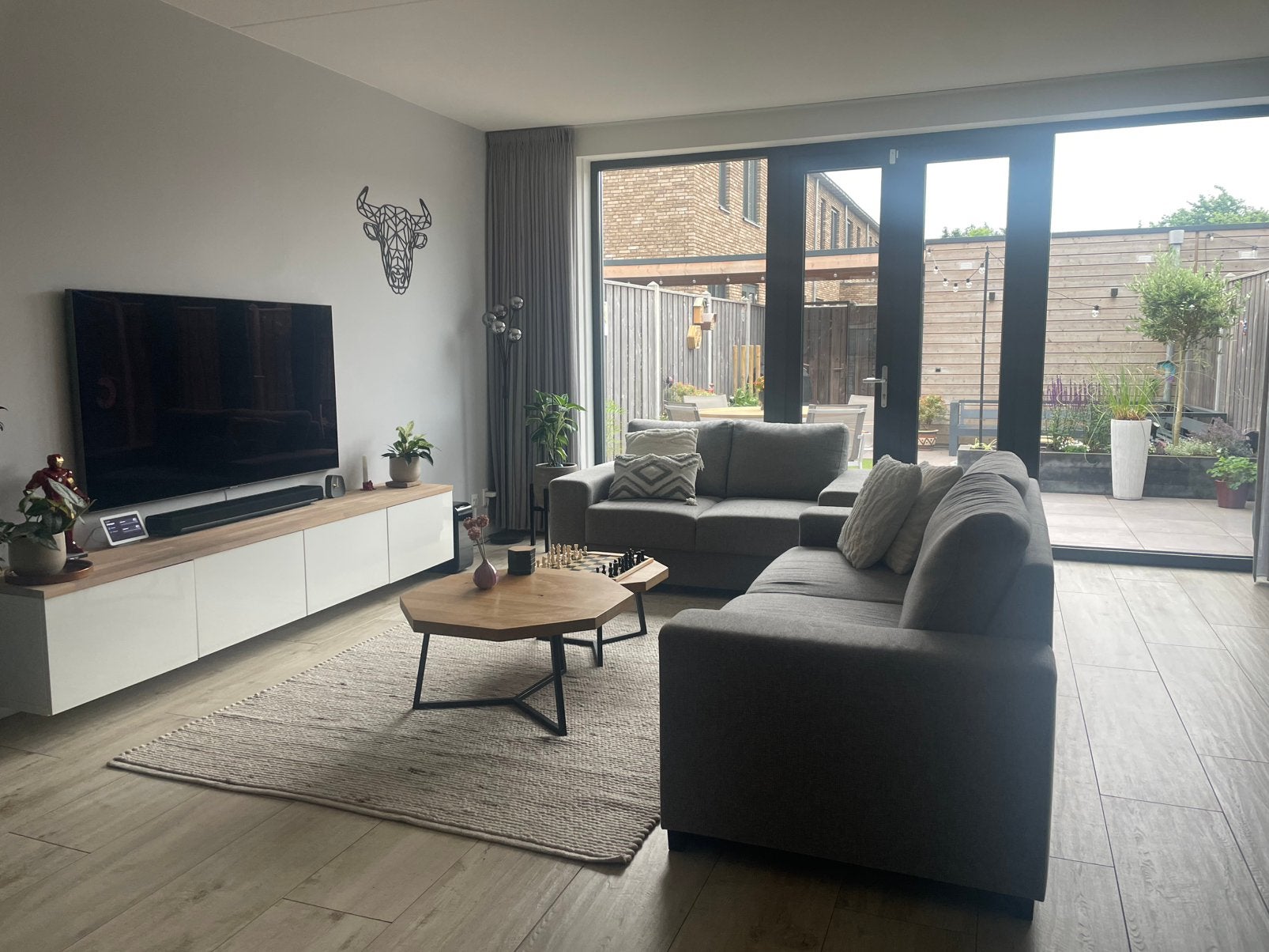 Pronto 2 en 2.5 zitbank licht grijs, Huis en Inrichting, Banken | Bankstellen, Ophalen, Gebruikt, Tweepersoons, 75 tot 100 cm
