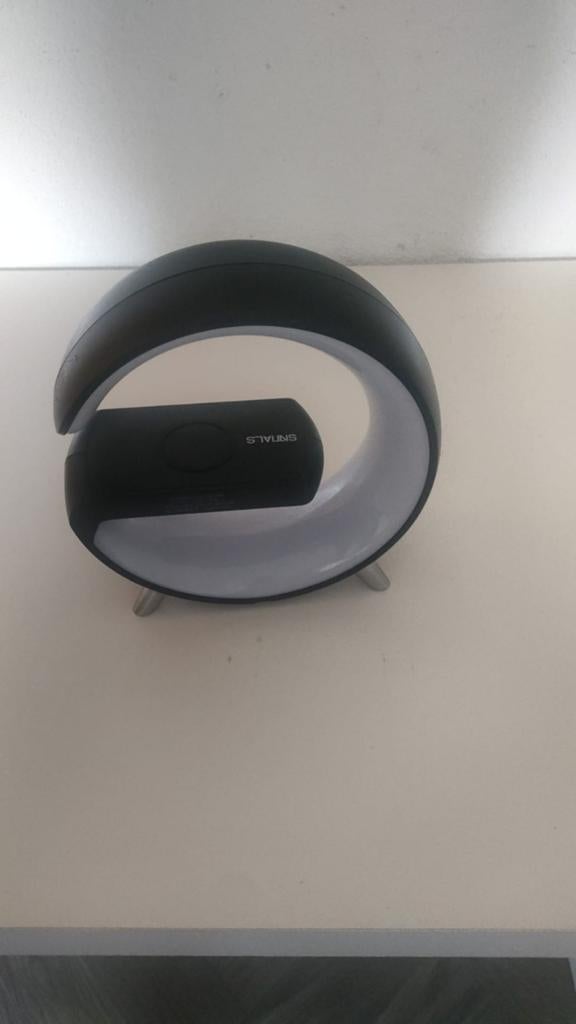 Draadloze Oplader iPhone met Wekker en Sfeerverlichting, Telecommunicatie, Mobiele telefoons | Telefoon-opladers, Ophalen, Nieuw