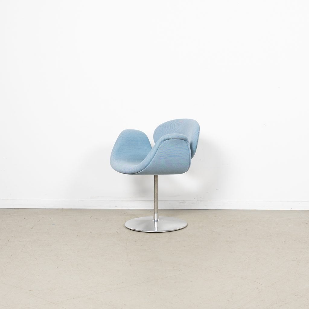 Artifort Little Tulip Stoel Lichtblauw Stof - Aluminium, Niet ingevuld, Zo goed als nieuw, Niet ingevuld, Niet ingevuld