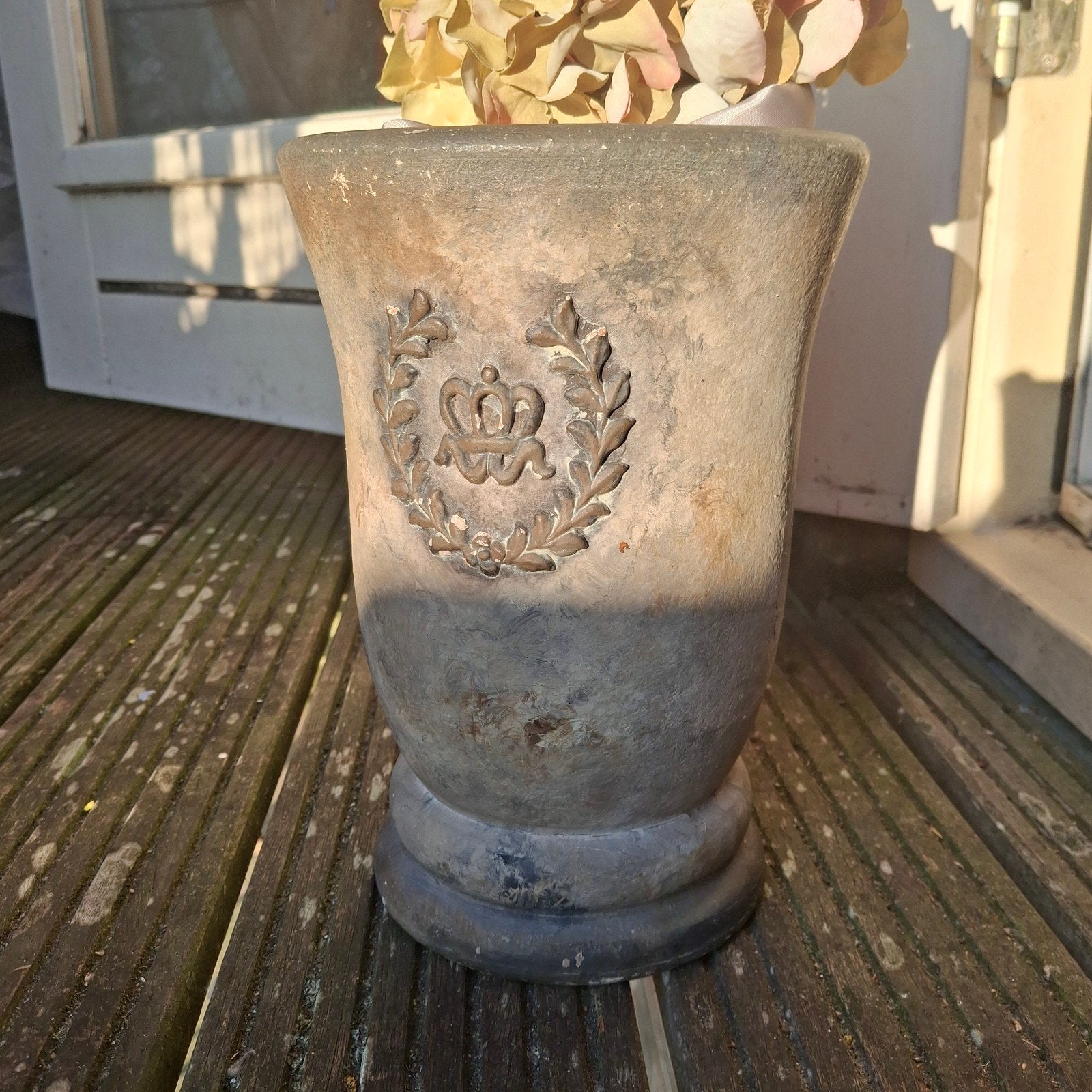 PTMD Vaas met kroon/boog - 29cm hoog, Met patroon/structuur, 30 cm, Ophalen of Verzenden, Zo goed als nieuw