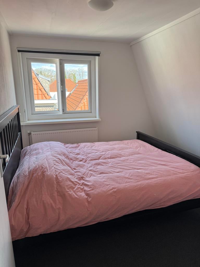 IKEA bedframe 160x200 Hemnes, Ophalen, Zwart, Tweepersoons, Zo goed als nieuw