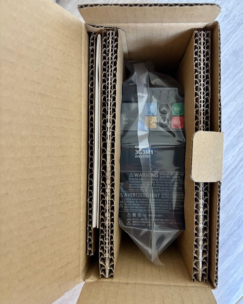 OMRON - Inverter - 3G3M1-AB002 - Frequentie-omvormer - Drive, Hobby en Vrije tijd, Elektronica-componenten, Www.omron.nl, Www.omron.nl