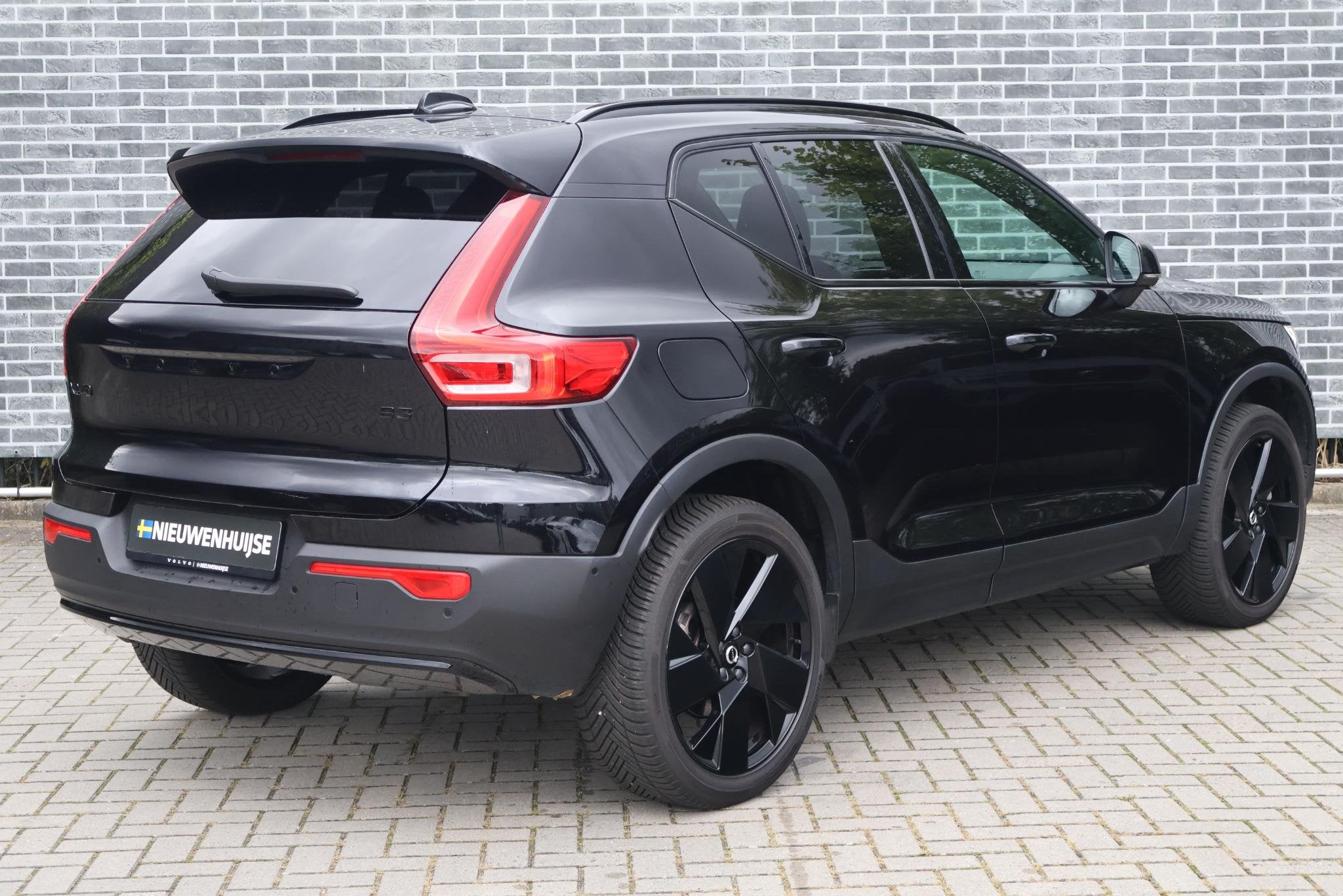 Volvo XC40 2.0 B3 Plus Dark Black Edition | Harman Kardon Au, Auto's, Gebruikt, Euro 6, 4 cilinders, Bedrijf