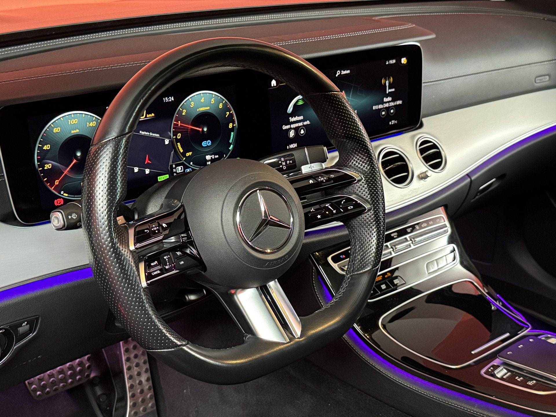Mercedes-Benz E-Klasse Estate 300 e AMG Line | Ambient Light, Auto's, Automaat, Achterwielaandrijving, Gebruikt, 4 cilinders