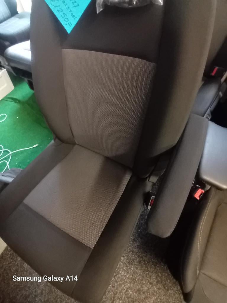 Peugeot Expert Bijrijdersstoel 2016-2027