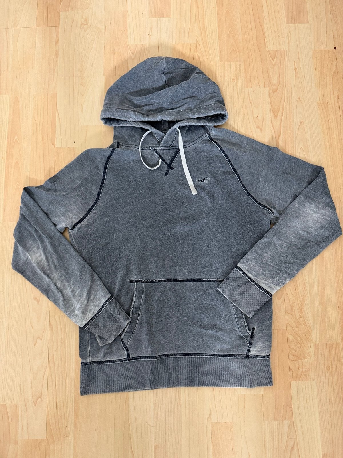Hollister Geverfde Grijze Hoodie Maat M, Ophalen of Verzenden, Gedragen, Maat 48/50 (M), Grijs