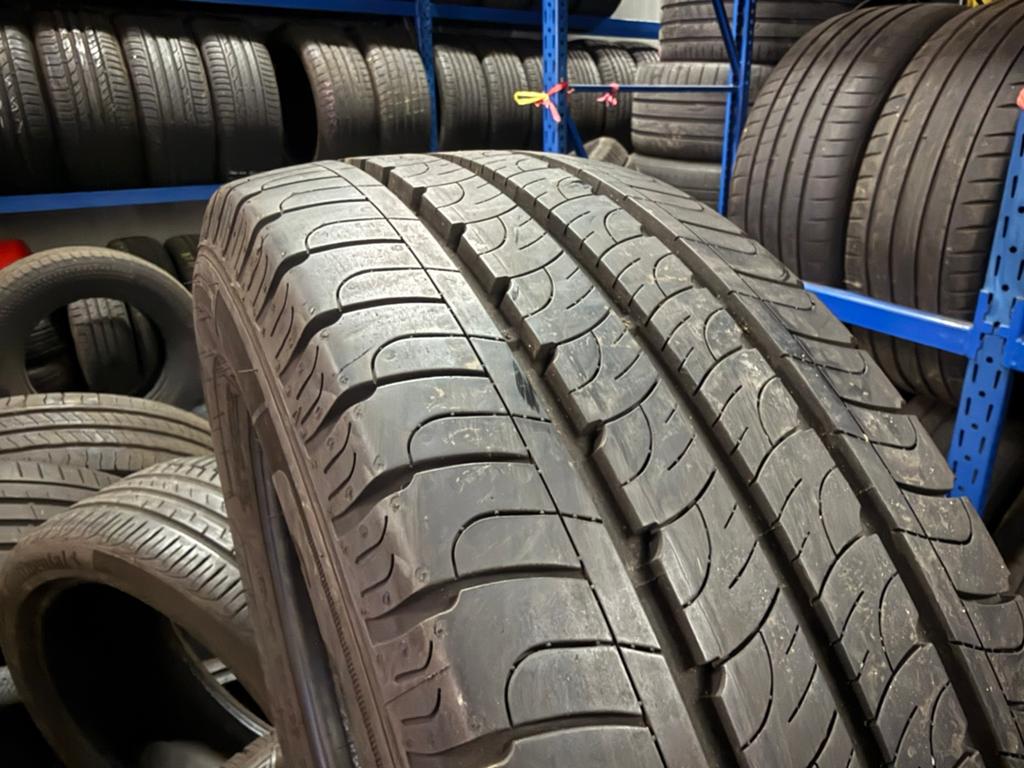4x 215 65 15C 104T Goodyear Efficient Cargo DEMO DOT4323