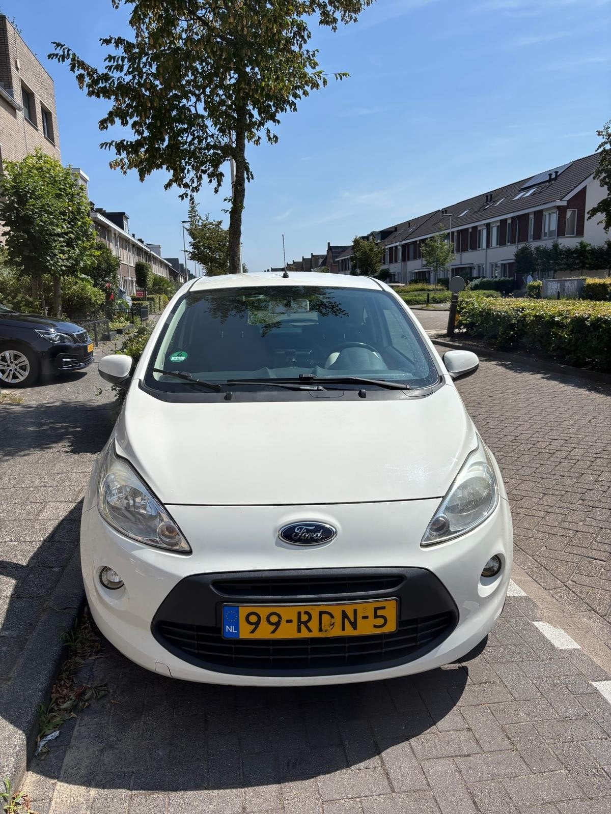 Ford Ka 1.2 2011 Wit 128.000km zuinige kleine auto., Voorwielaandrijving, 1242 cc, 4 cilinders, 4 stoelen