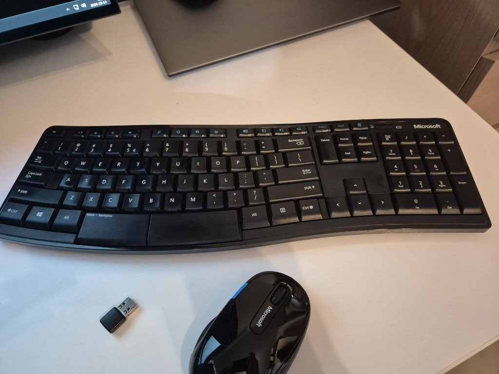 Microsoft Sculpt Comfort Keyboard and mouse, Ophalen, Gebruikt, Draadloos, Qwerty