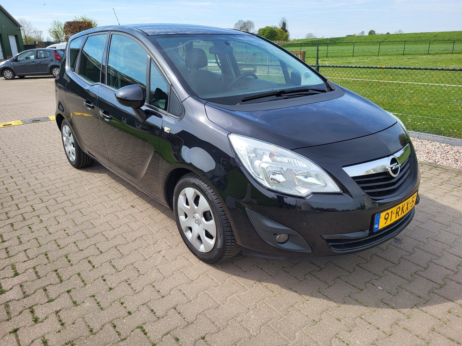 Leuke Opel Meriva 1.4 Turbo  2011 Zwart met airco en Apk, Voorwielaandrijving, 4 cilinders, Zwart, Origineel Nederlands