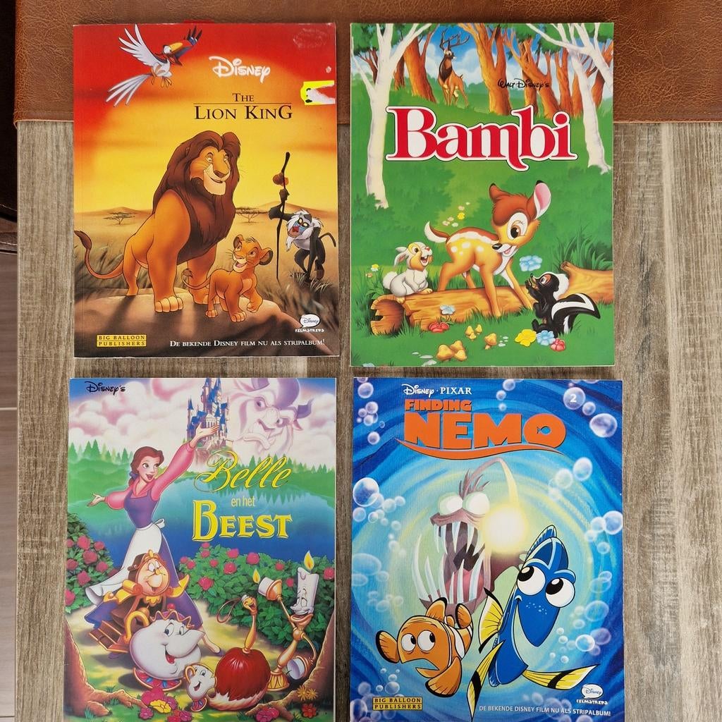Disney Prentenboeken: Leeuwenkoning, Bambi, Belle & Nemo, Boeken, Ophalen of Verzenden, Gelezen, Disney, Prentenboek