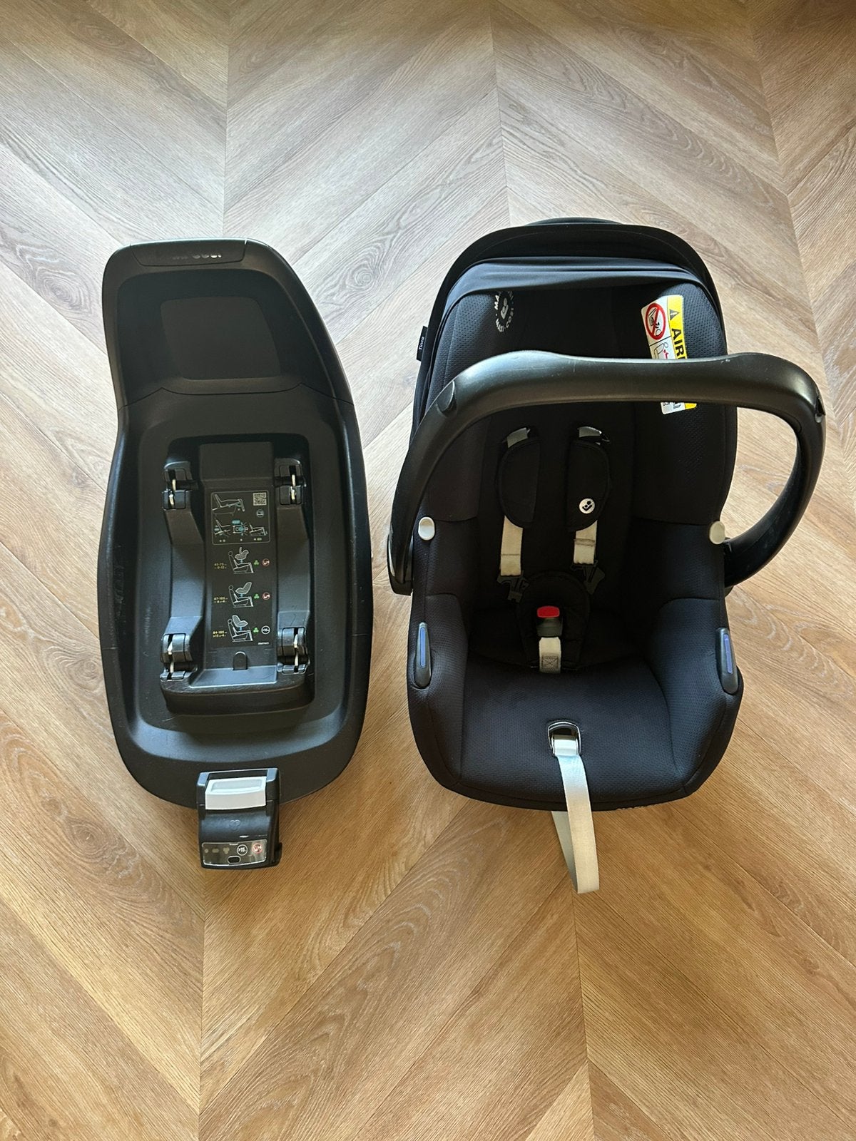 Maxicosi Tinca met 2wayFix, Ophalen, 0 t/m 18 kg, Zo goed als nieuw, Isofix
