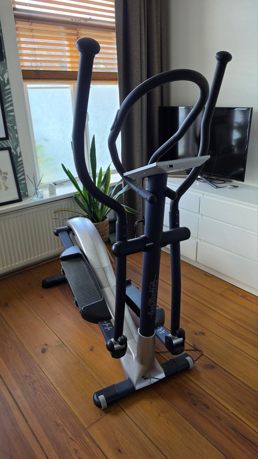 Infiniti Crosstrainer ST990 - Zo goed als nieuw, Ophalen, Benen, Zo goed als nieuw, Crosstrainer