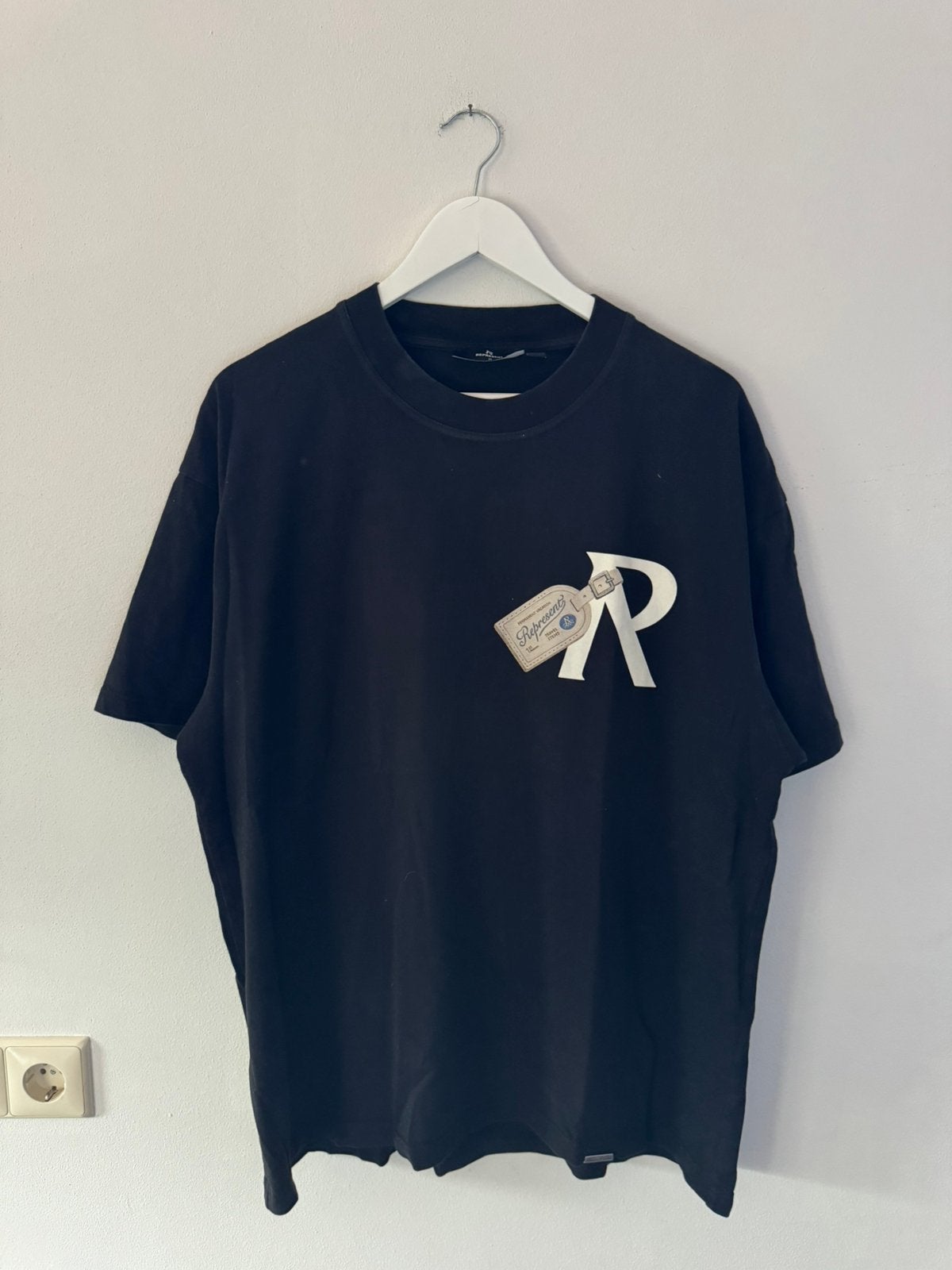 Mooi Represent Shirt, Ophalen of Verzenden, Zo goed als nieuw, Maat 48/50 (M), Zwart