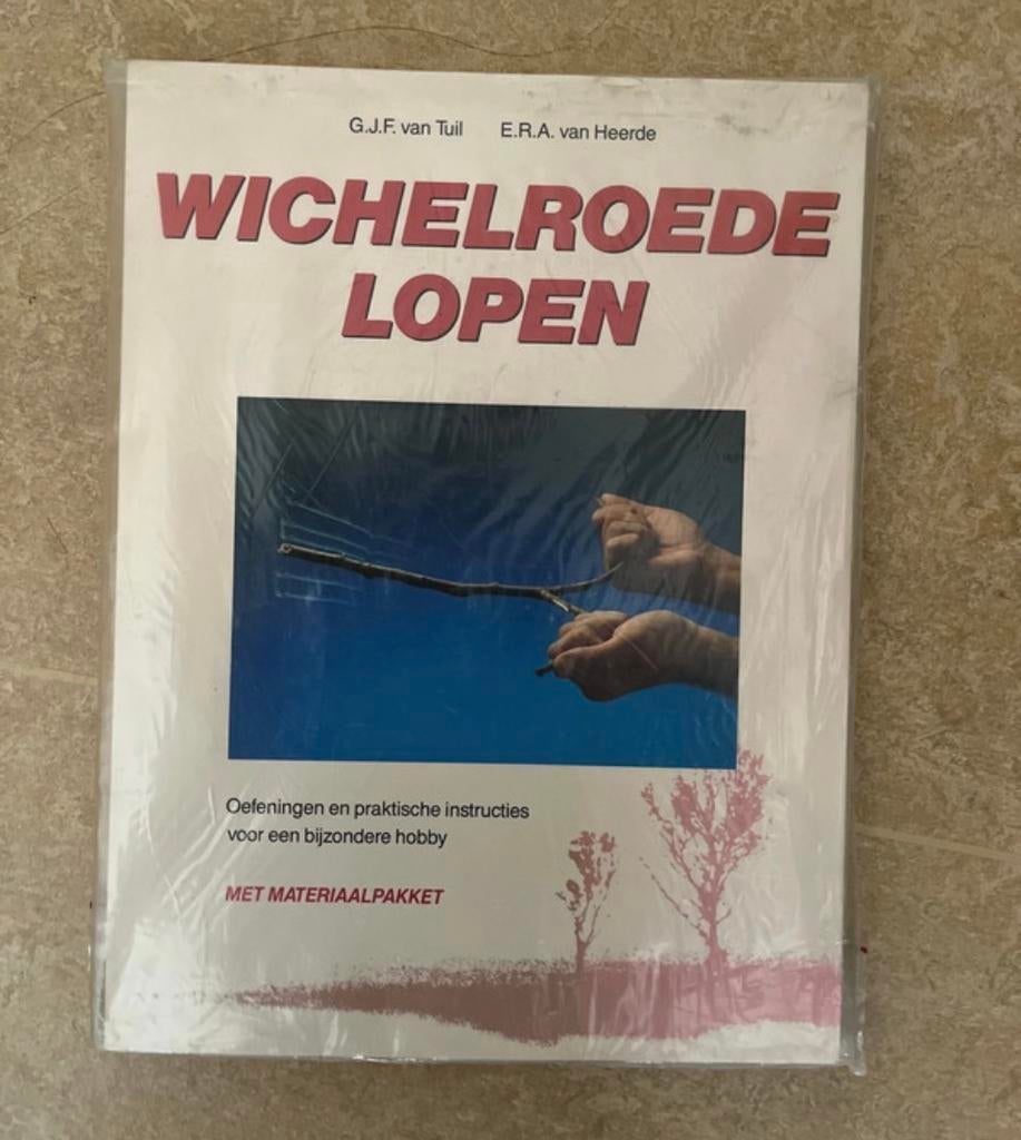 Wichelroede lopen, met materiaalpakket, Boeken, Ophalen of Verzenden, Zo goed als nieuw