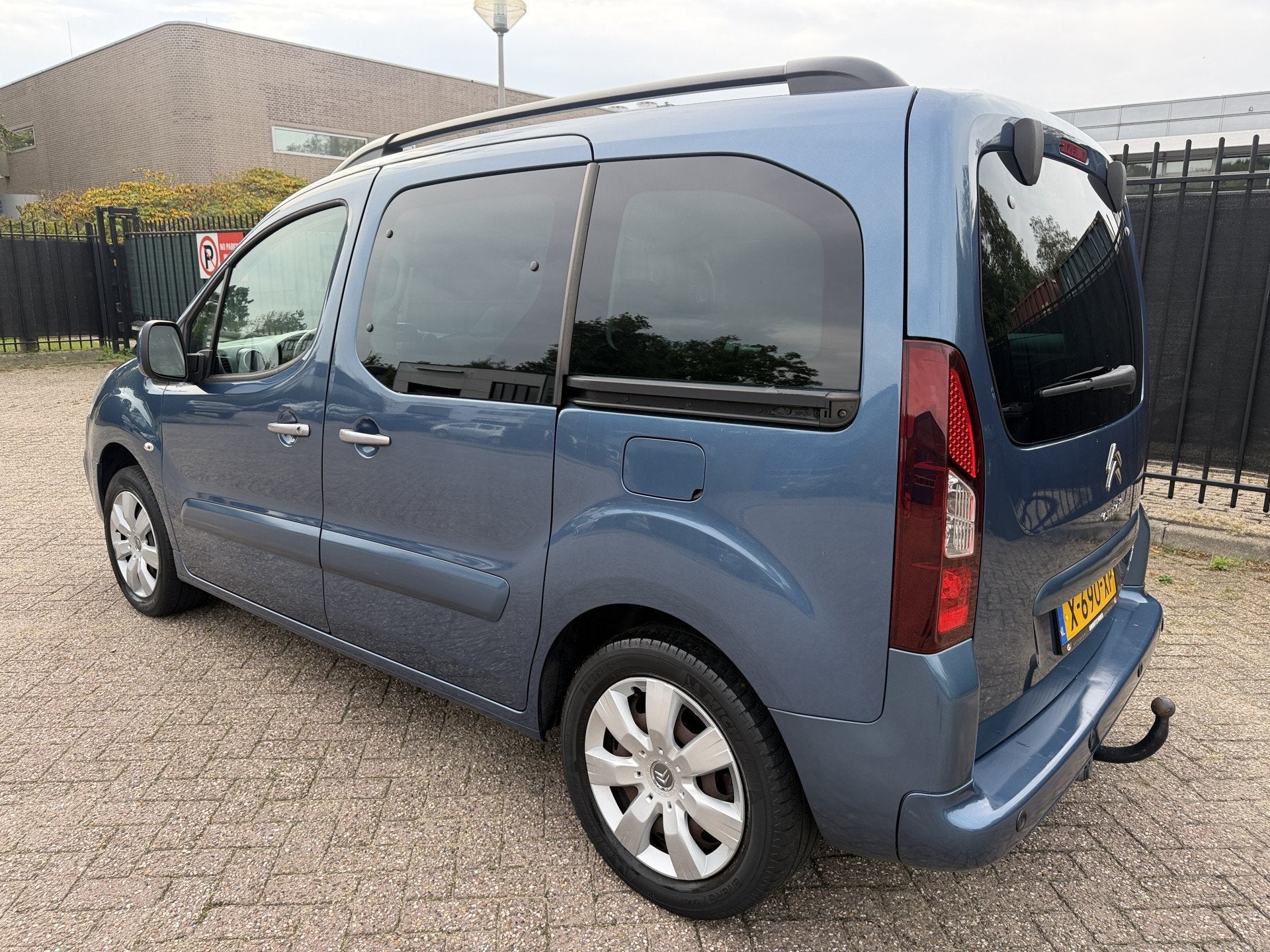 Citroën Berlingo 1.2 PureTech XTR Clima/Navi/Camera/Cruise/, Voorwielaandrijving, Stof, Gebruikt, 1199 cc