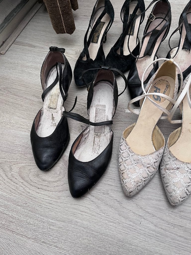 Tas vol dansschoenen, Kleding | Dames, Schoenen met lage hakken, Zwart, Ophalen of Verzenden, Dancelife