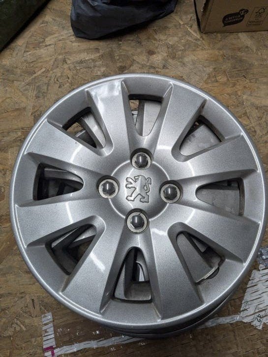 Stalen velgen 15 inch 4x108 et27 Peugeot 207 wieldopp, Ophalen, Gebruikt