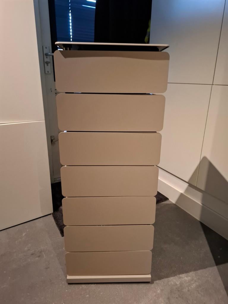 Schoenenkast spider design, Ophalen, Zo goed als nieuw