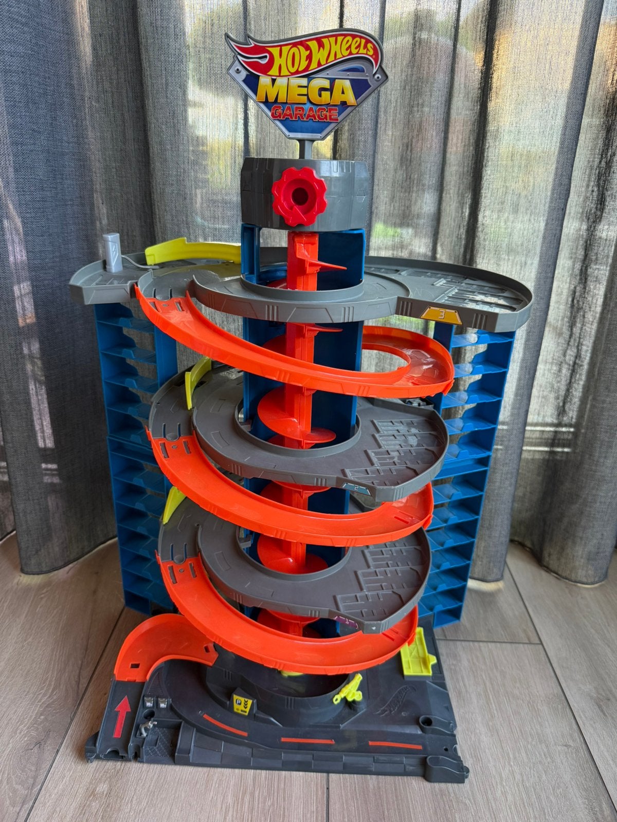 Hot Wheels Mega Garage, Ophalen, Gebruikt