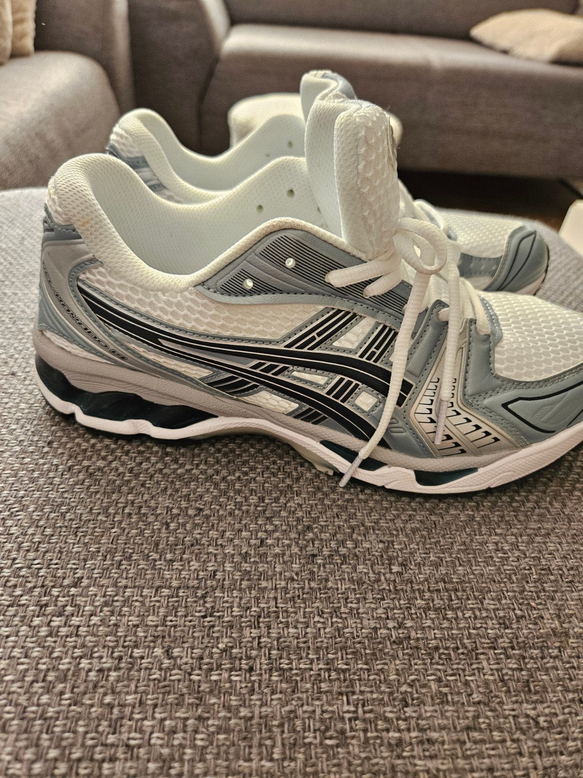 Asics Kayano gel Fjord Grey - 1x gedragen, Ophalen of Verzenden, Zo goed als nieuw, Grijs, Algemeen