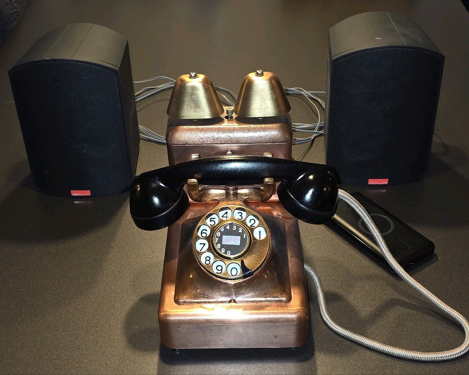 Koperen telefoon omgebouwd tot jukebox. Goed geluid! Uniek!, Ophalen of Verzenden, Espresso apparaat