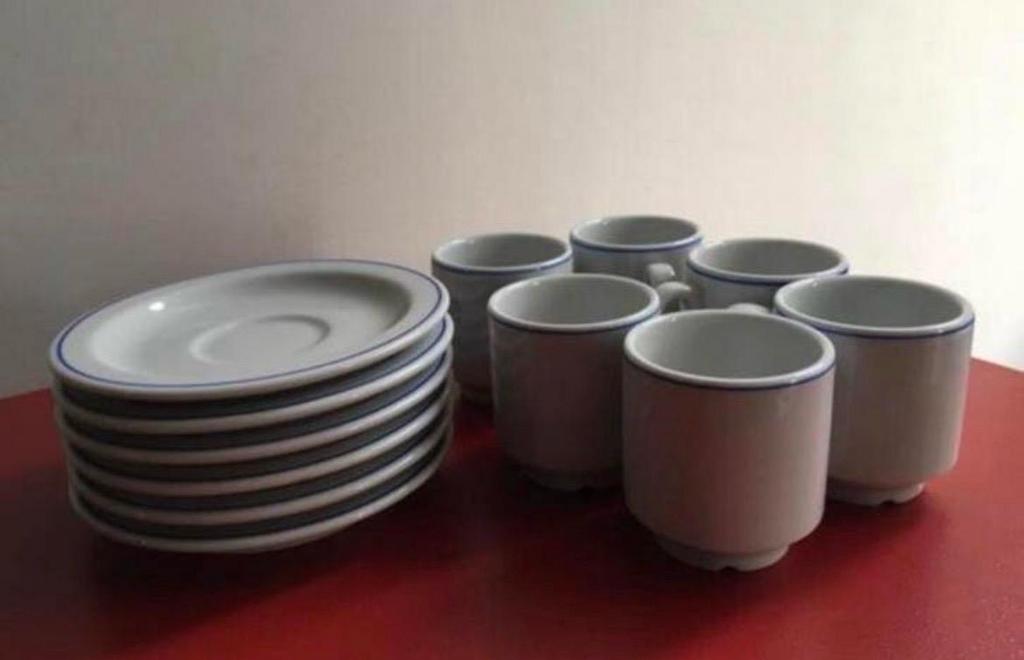 Royal Mosa Holland Kop en Schotel Set NIEUW 12 delig, Huis en Inrichting, Keuken | Servies, Keramiek, Nieuw, Ophalen of Verzenden