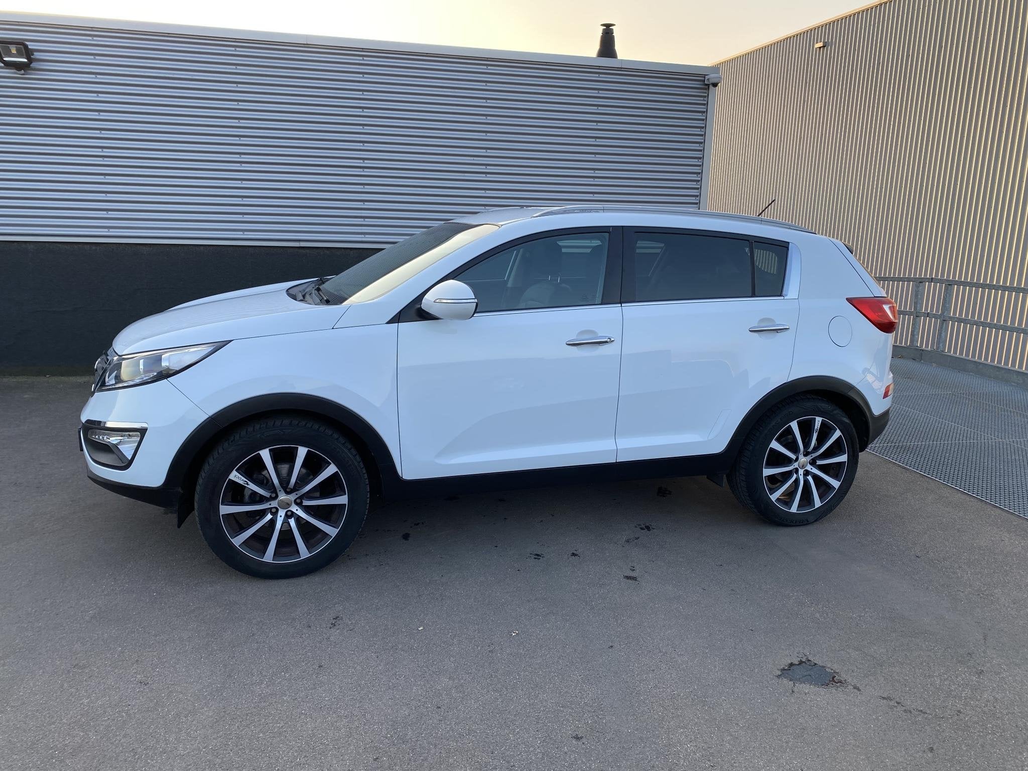 Kia Sportage 2.0 X-ecutive Plus Pack Climate control, Cruise, Auto's, Gebruikt, 4 cilinders, Leder en Stof, Handgeschakeld