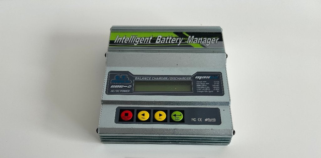 Intelligent Battery Management charger/ discharger rc