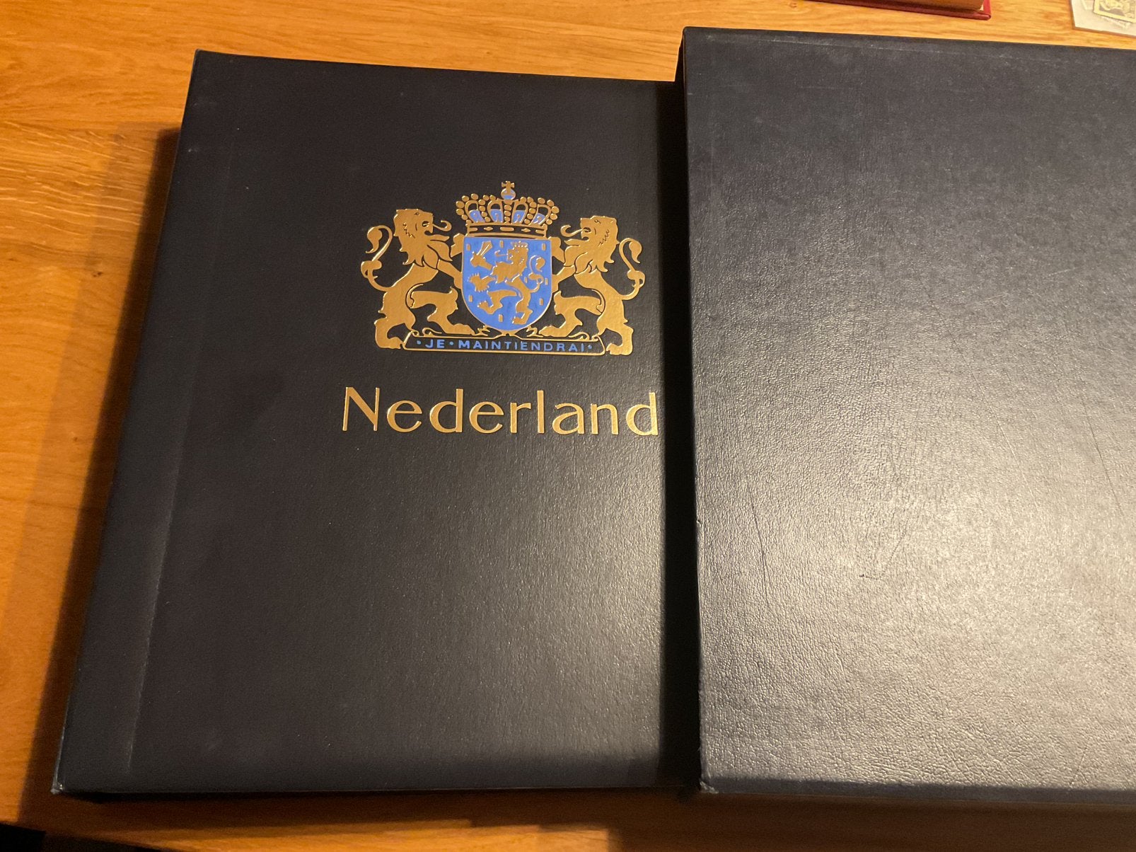Verzameling Nederland 1998 tm 2001 in Davo met nominaal, Postzegels en Munten, Ophalen of Verzenden, Nederland