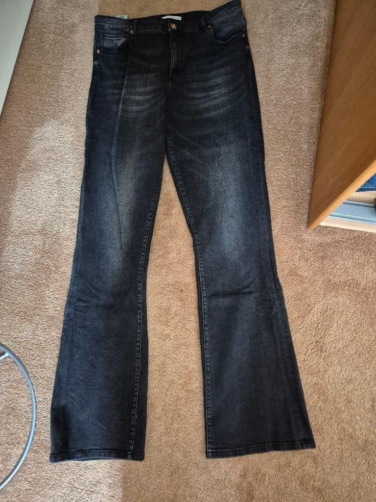 Raizzed jeans black bootcut 34 36, Kleding | Dames, Zwart, Raizzed, Ophalen of Verzenden, Zo goed als nieuw