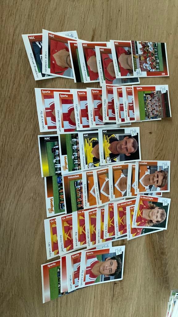 39 x panini voetbal 96, Ophalen of Verzenden, Zo goed als nieuw, Meerdere stickers