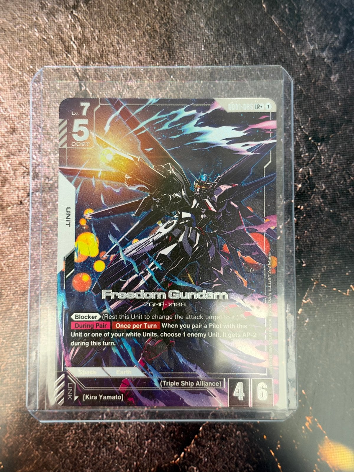 Gundam TCG | Freedom Gundam GD01-065 LR+, Ophalen of Verzenden, Nieuw, Losse kaart, Foil