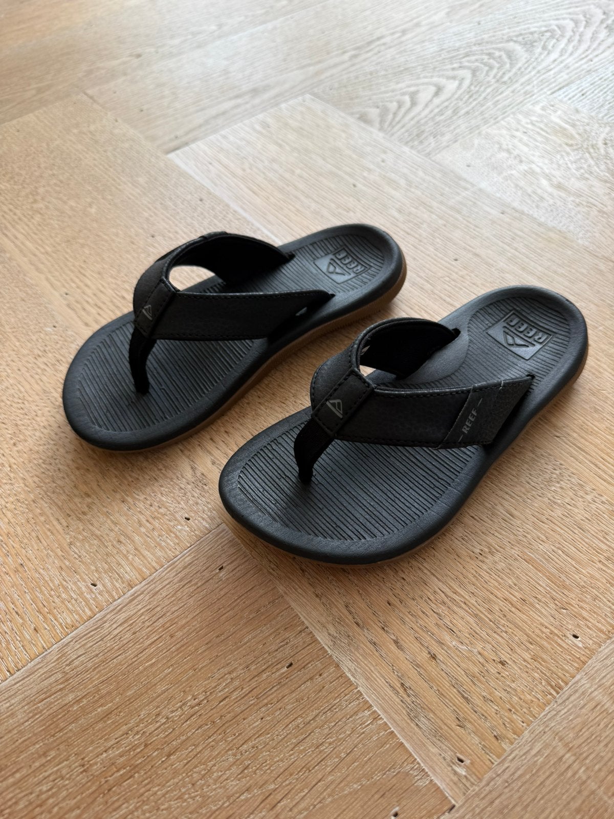 Reef sandalen / teenslippers maat 31, Ophalen, Jongen of Meisje, Overige typen, Zo goed als nieuw