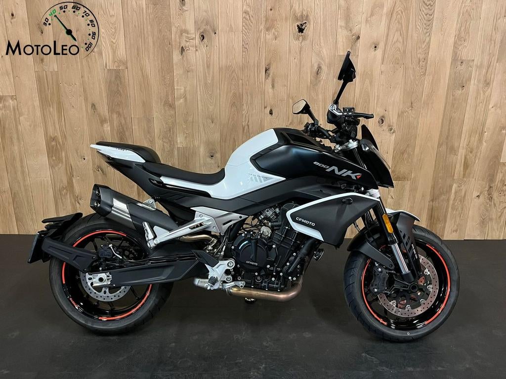 CFMOTO 800 NK SPORT (bj 2024) 525 km, Motoren, 2 cilinders, Motorrijbewijs A, Bedrijf, Onbekend