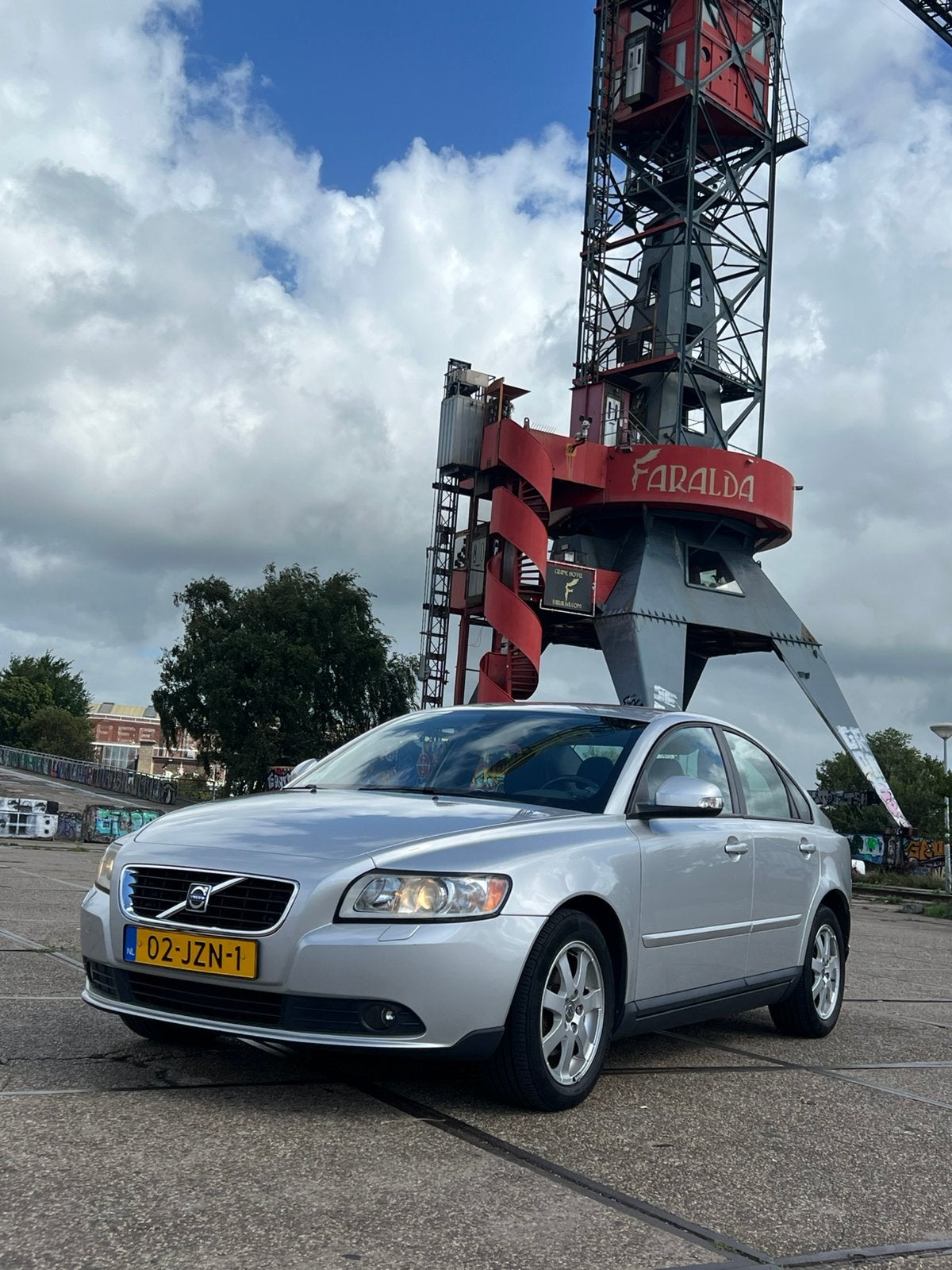 Volvo S40 1.8 2009 Grijs, Auto's, Volvo, Voorwielaandrijving, 1261 kg, S40, Grijs