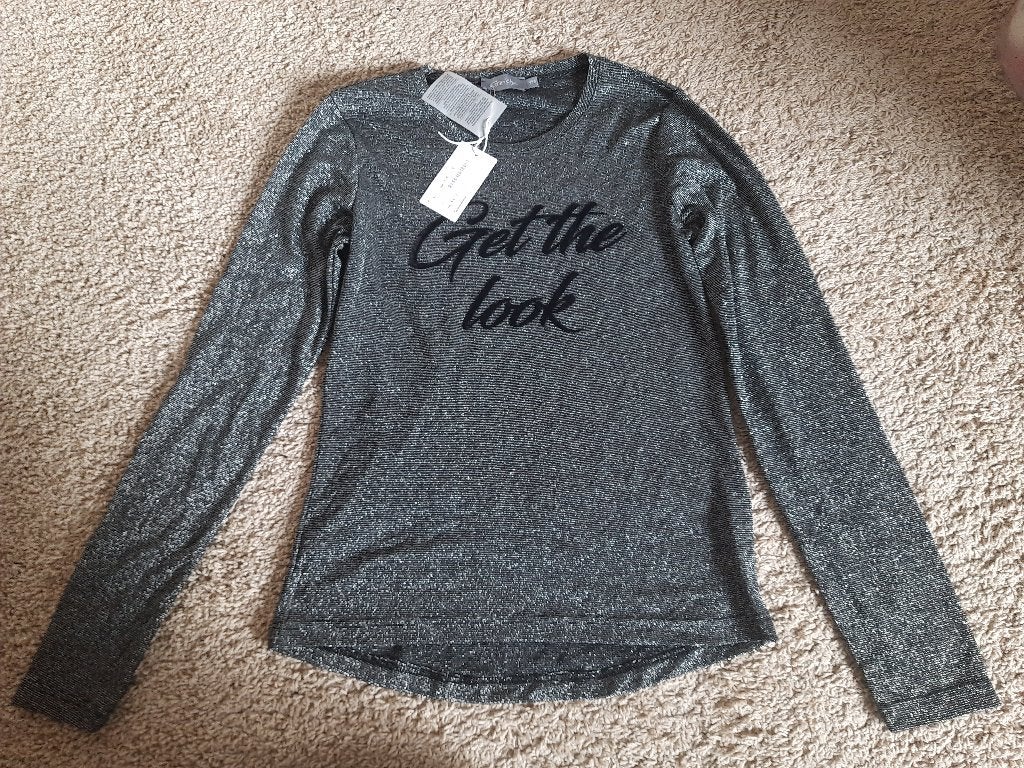 Mooie longsleeve Geisha zwart met zilver, maat 176, Kinderen en Baby's, Geisha, Meisje, Nieuw, Ophalen of Verzenden